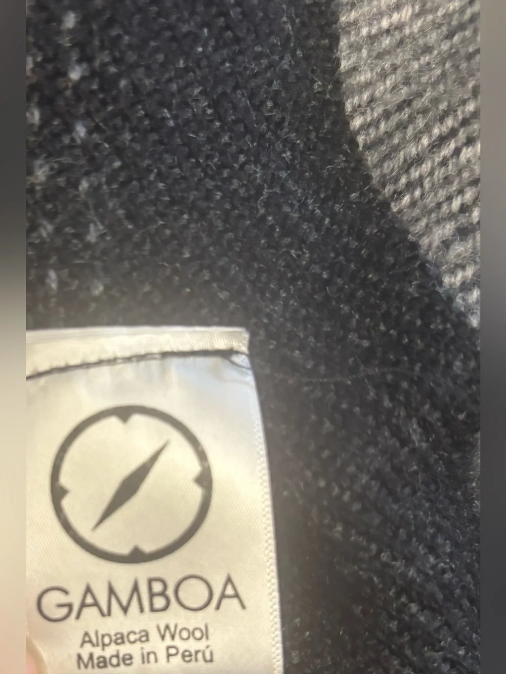 Gamboa ALPACA Wool Poncho Hooded Rancho Blanket Soft Cloak Black Gray Unisex